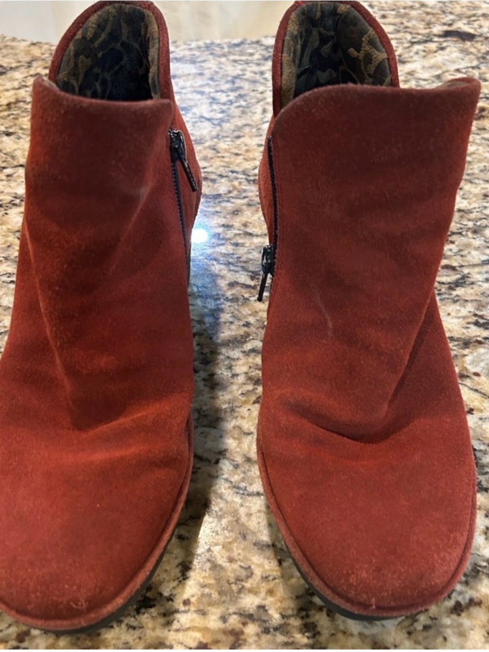 Fly Women's Red rust Suede Ankle Boots Side Zip Booties size 39 8.5 fallfashion